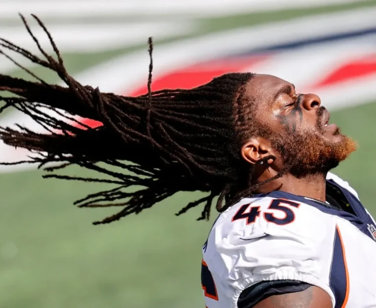 Can I Have My Quarterback Strands