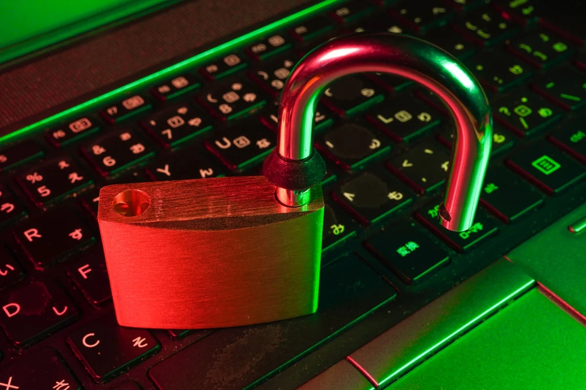 how to create strong passwords easily - Cyber security image
