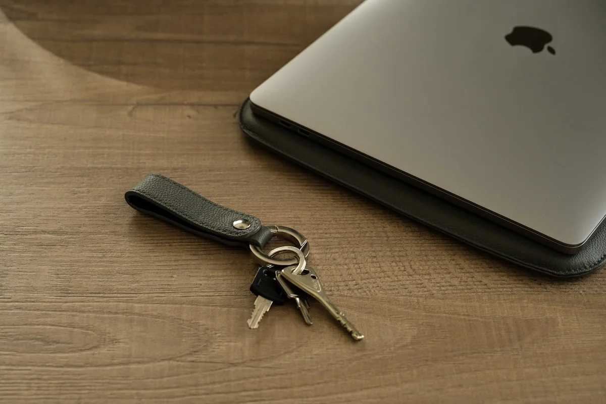password manager benefits and setup - Modern leather key chain. Modern key fob. Key organizer.