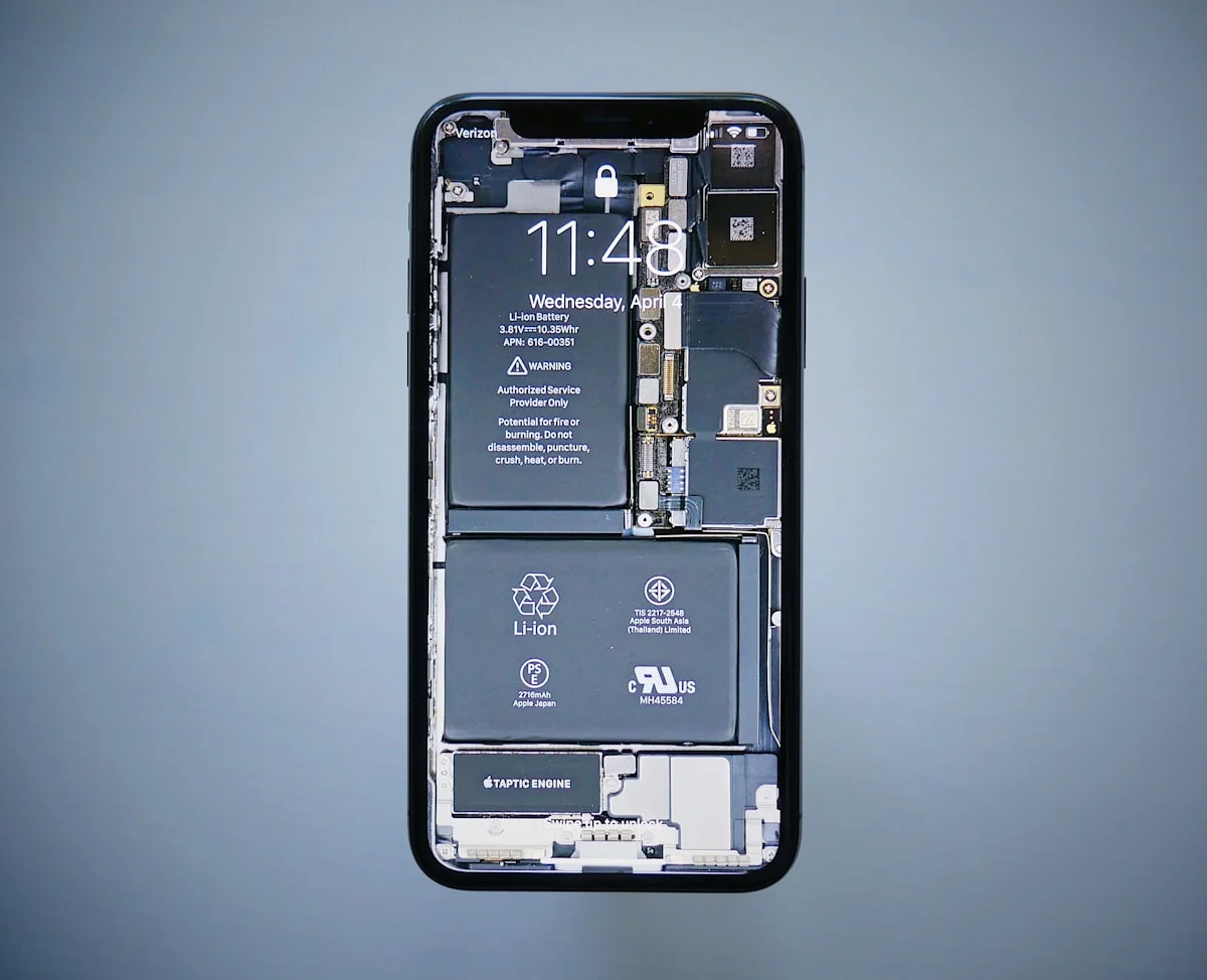 what causes phone battery to drain fast - Took this shot using my classic method, a Joby gorilla pod, me hanging tirelessly over the iPhone, and multiple shots.