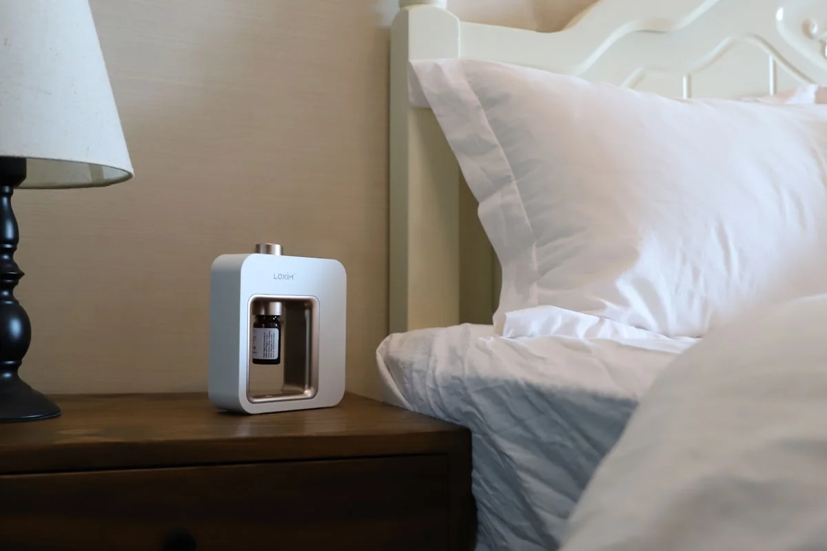 best quiet air purifier for bedroom with allergies - Waterless Diffuser "Pride" from Loxim Technologies