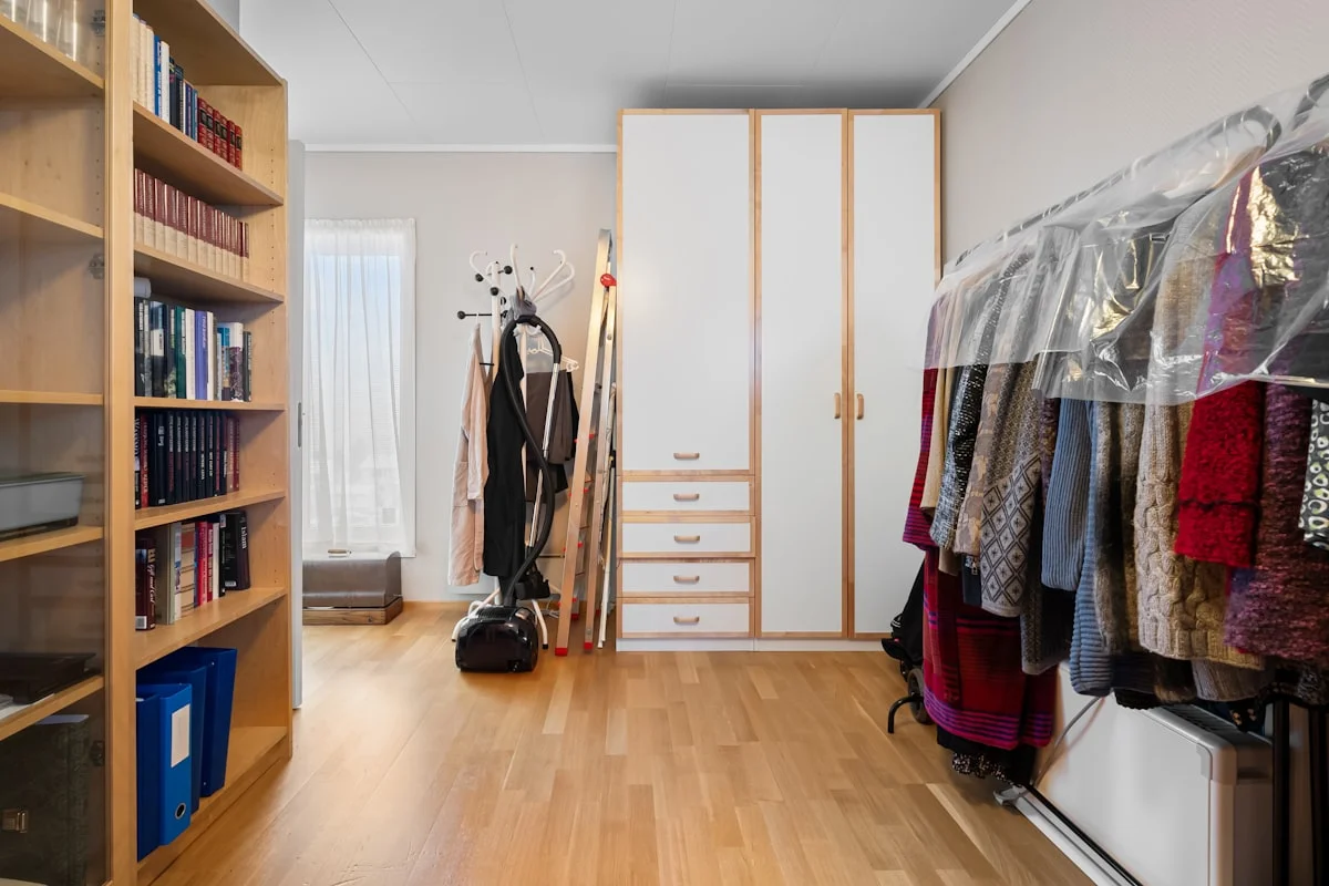 how to organize small closets for maximum space US - None